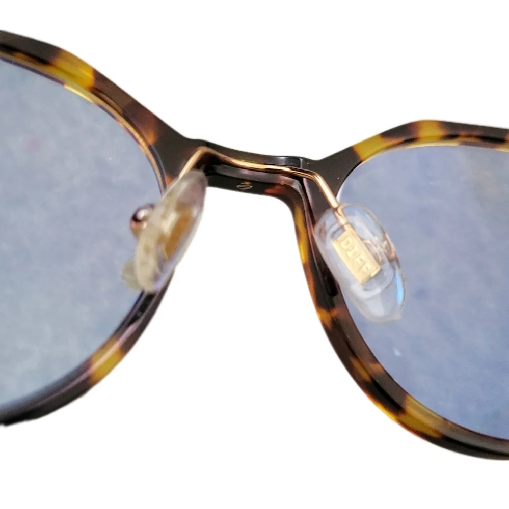 Diff Eyewear \ Bennett Blue Light Blocking Glasses / Tortoise Shell